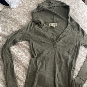 Love Lola green / Olive Hooded casual top/shirt size M
